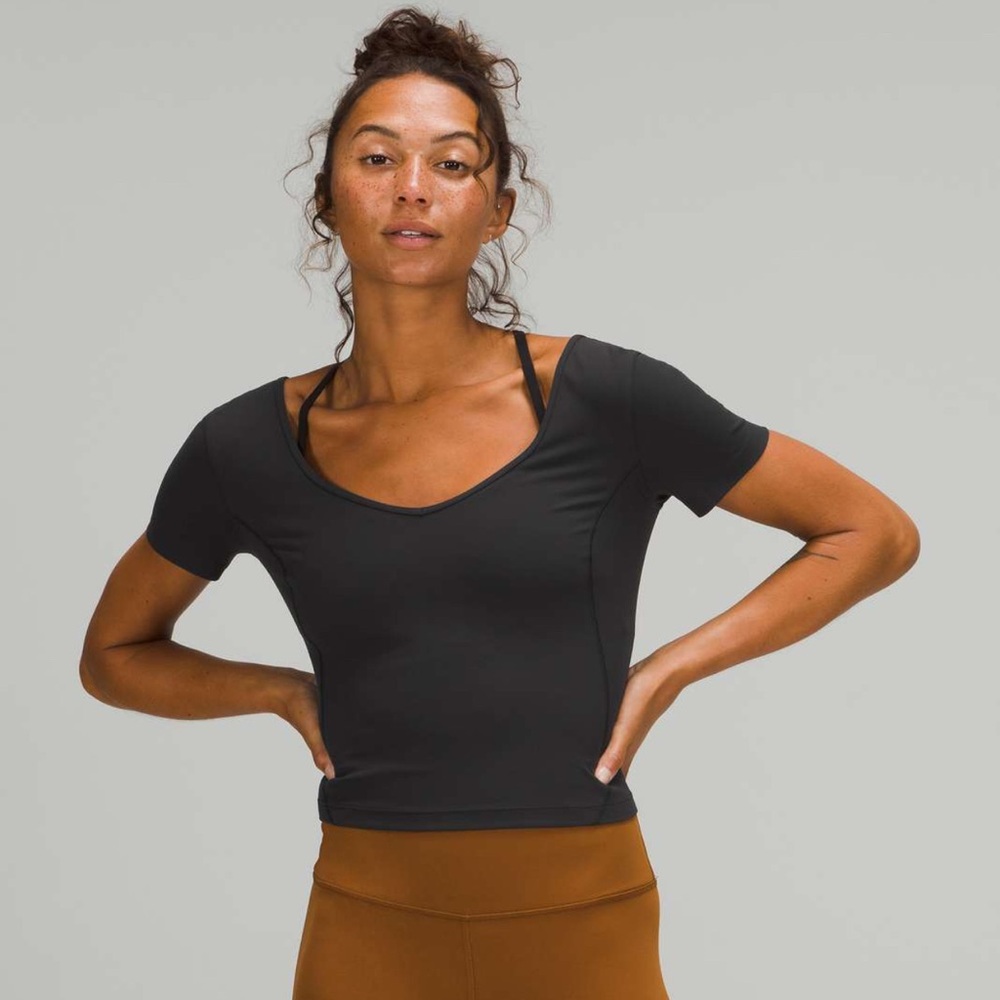 Lululemon Black Short Sleeve Top